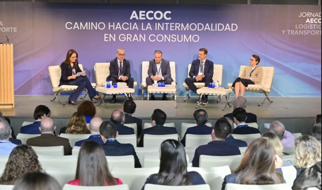 Asistencia a la jornada "Retos en el transporte internacional para el gran consumo".