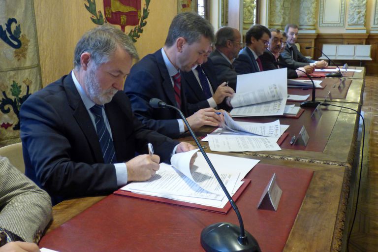 El 18 de noviembre del 2014 en Valladolid: Firma de adhesión del Ayuntamiento de Villamuriel de Cerrato, (Palencia); Ayuntamiento de Burgos; y Ayuntamiento de Miranda de Ebro, (Burgos).