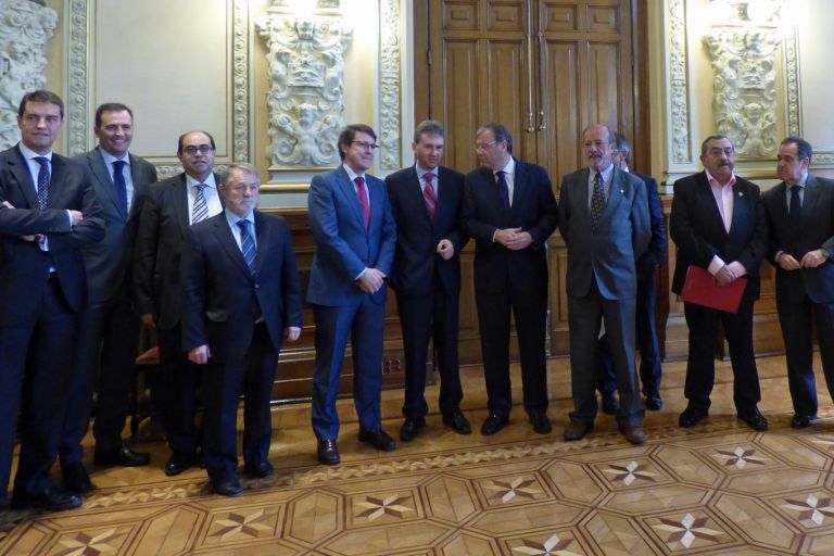 El 18 de noviembre del 2014 en Valladolid: Firma de adhesión del Ayuntamiento de Villamuriel de Cerrato, (Palencia); Ayuntamiento de Burgos; y Ayuntamiento de Miranda de Ebro, (Burgos).
